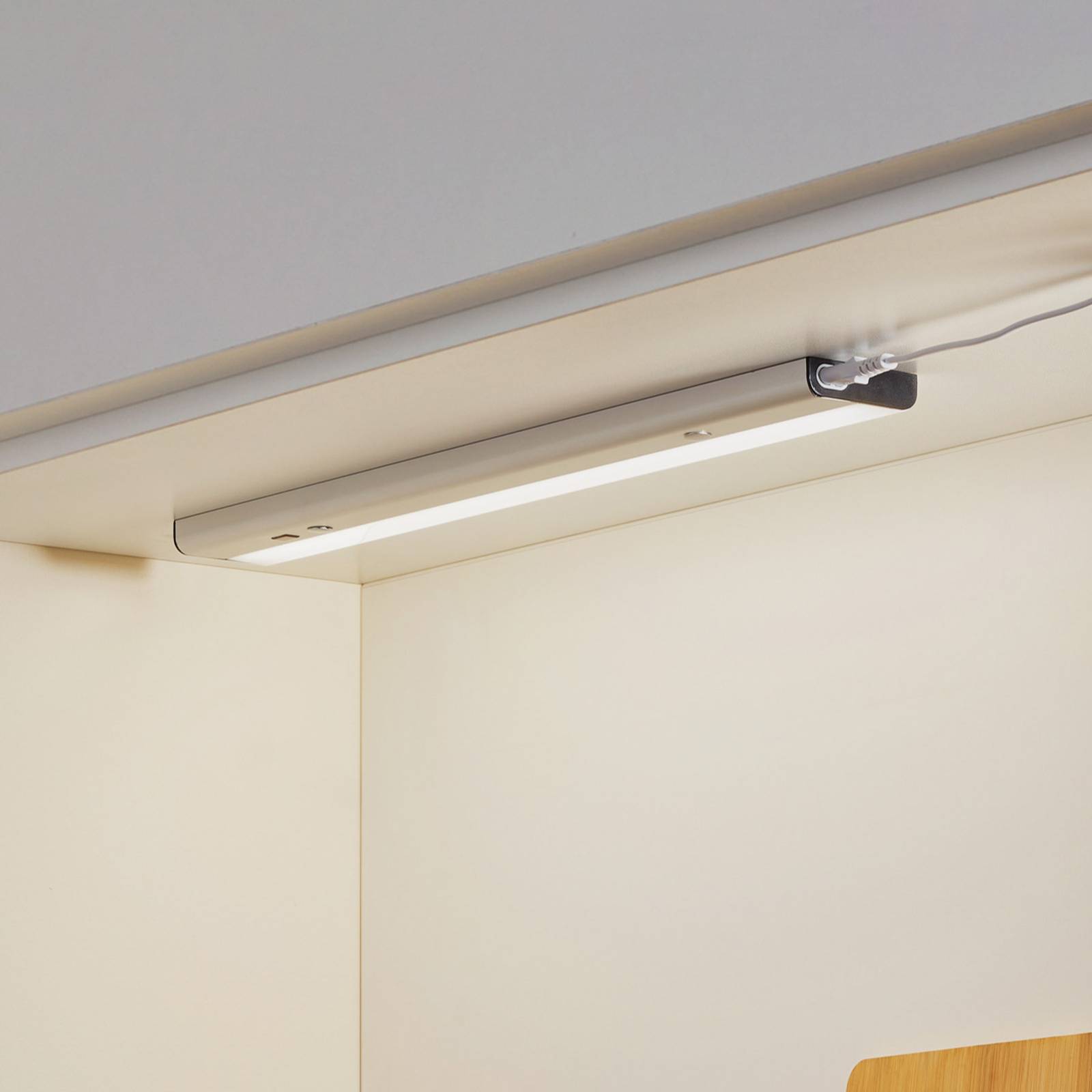LEDVANCE Linear Flat LED-Unterbaulampe 12W 3.000K LEDVANCE Linear Flat LED-Unterbaulampe 12W 3.000K von LEDVANCE