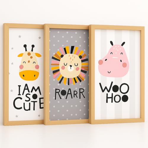 KINDERBILDER MIT HOLZRAHMEN | AUFHÄNGFERTIG | Bilder Kinderzimmer Deko Junge Babyzimmer Deko Mädchen Jungen Baby Zimmer Dekoration Kleinkinderzimmer Poster 3er Set Wandbilder A4 30x21 - KB01 KINDERBILDER MIT HOLZRAHMEN | AUFHÄNGFERTIG | Bilder Kinderzimmer Deko Junge Babyzimmer Deko Mädchen Jungen Baby Zimmer Dekoration Kleinkinderzimmer Poster 3er Set Wandbilder A4 30x21 - KB01 von LENI LOTTE