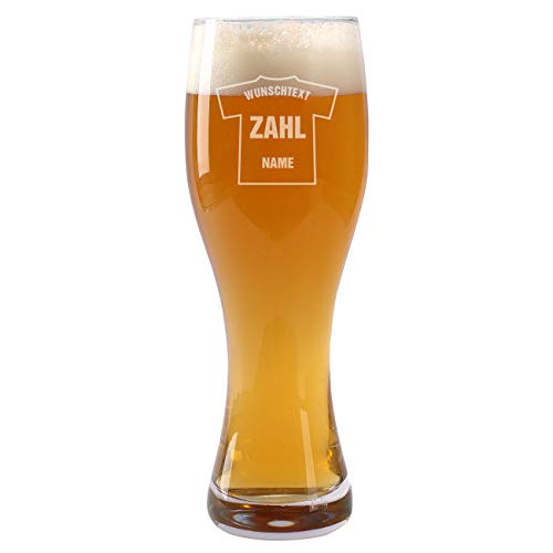 Leonardo Weizenglas Fußball-Tasse mit Gravur des eigenen Trikots inkl. Nummer, 0,5l, Zylinder, Glas, 8,5 cm x 24 cm (Ø/H), spülmaschinengeeignet von LEONARDO HOME