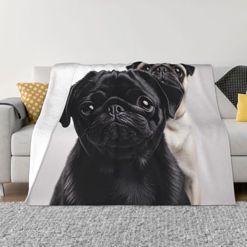 Überwurfdecke mit niedlichem Mops-Motiv, leicht, superweich, gemütlich, warm, Mikro-Fleece-Decken, Heimdekoration für Couch, Sofa, Bett, Wohnzimmer, 152,4 x 127,7 cm, Schwarz Überwurfdecke mit niedlichem Mops-Motiv, leicht, superweich, gemütlich, warm, Mikro-Fleece-Decken, Heimdekoration für Couch, Sofa, Bett, Wohnzimmer, 152,4 x 127,7 cm, Schwarz von LHDGBNV