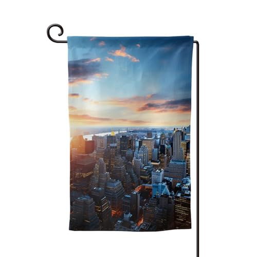 Gartenflagge, 30,5 x 45,7 cm, doppelseitig, für den Außenbereich, saisonale Willkommensflagge, Außendekoration, Bauernhaus, New York, Skyline, Flaggen für Terrasse, Rasen und Garten von LHDGBWC