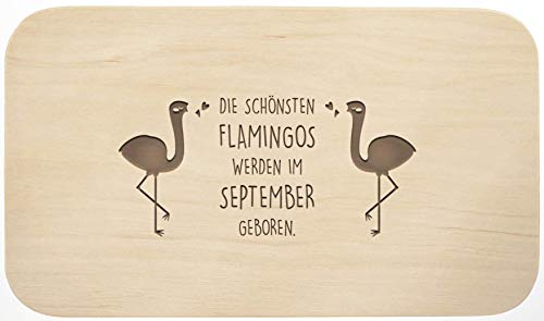 LIEBTASTISCH Frühstücksbrett mit Gravur - ''Die schönsten Flamingo Werden im Dezember geboren'' - Holz - hochwertige Qualität - Geschenk - Schneidebrett - Küchenbrett - Frühstücksbrettchen (Dezember) von LIEBTASTISCH