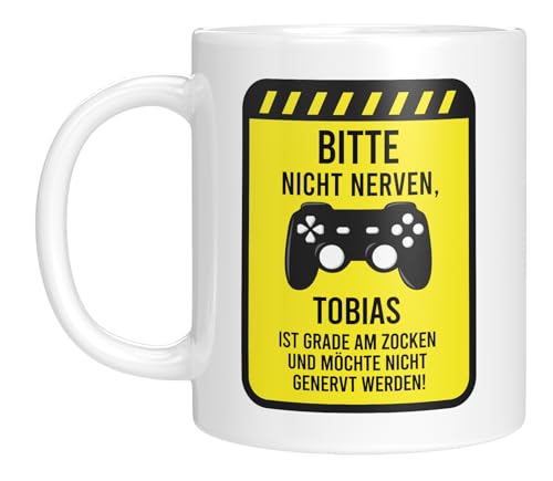 LIEBTASTISCH - personalisierte Tasse mit Namen - Bitte nicht nerven - [Wunschname] ist am Zocken - Kaffeebecher mit Spruch - lustige - Geschenkidee - Zocker - Geburtstagsgeschenk - Weiß von LIEBTASTISCH