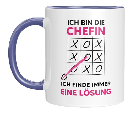 Lustige Tasse mit Spruch | Ich bin die Chefin, ich finde immer eine Lösung | Mit Tic Tac Toe-Motiv | Geschenkidee für den Bossin | Kaffeebecher 330 ml - Geschenk von LIEBTASTISCH