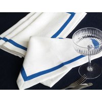Weiße Leinen Serviette Mit Blauem Rand Steingewaschenes Weiße Leinen Serviette Mit Blauem Rand Steingewaschenes von LIEMHOME