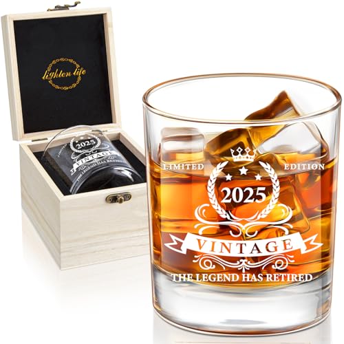 LIGHTEN LIFE Ruhestandsgeschenke für Männer 340 ml,The Legend Has Retired 2025, Whiskyglas in hochwertiger Holzkiste, lustiges Ruhestandsgeschenk, Ruhestandsgeschenkideen von LIGHTEN LIFE