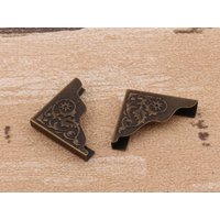 Antike Bronze Ecken - 20Pcs Dekorative Tasche Ecke Protector Geprägt Metall Tipps Klammer Handtasche Handwerk von LIKEBAGS