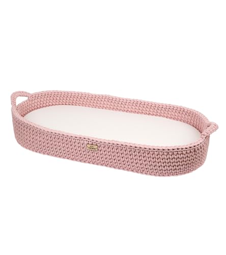 LIL'THINGS Wickelauflage mit Korb – Handgemacht - Boho Stil - mit Matratze - aus Baumwolle - für Neugeborene - Babyzimmer Deko - 77x39x11 cm - Rosa LIL'THINGS Wickelauflage mit Korb – Handgemacht - Boho Stil - mit Matratze - aus Baumwolle - für Neugeborene - Babyzimmer Deko - 77x39x11 cm - Rosa von LIL'THINGS