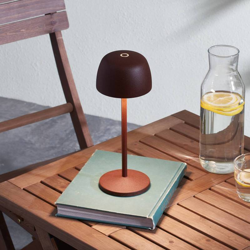 Lindby LED-Akku-Tischleuchte Arietty, braun, dimmbar, IP65 von LINDBY