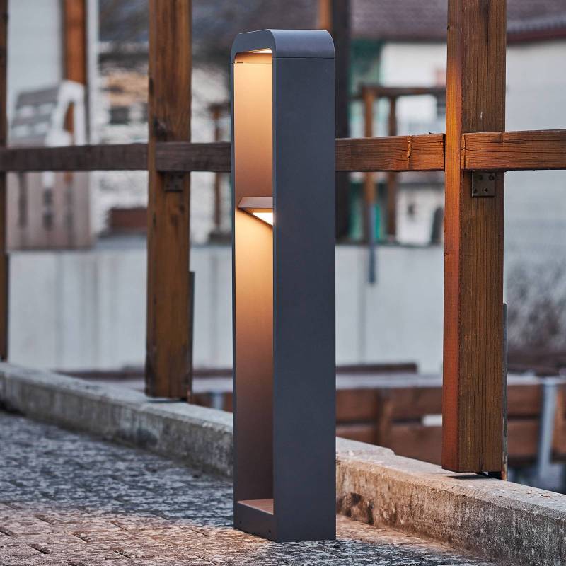 Lindby LED-Wegeleuchte Darko, 80 cm, grau, Metall, IP54 von LINDBY