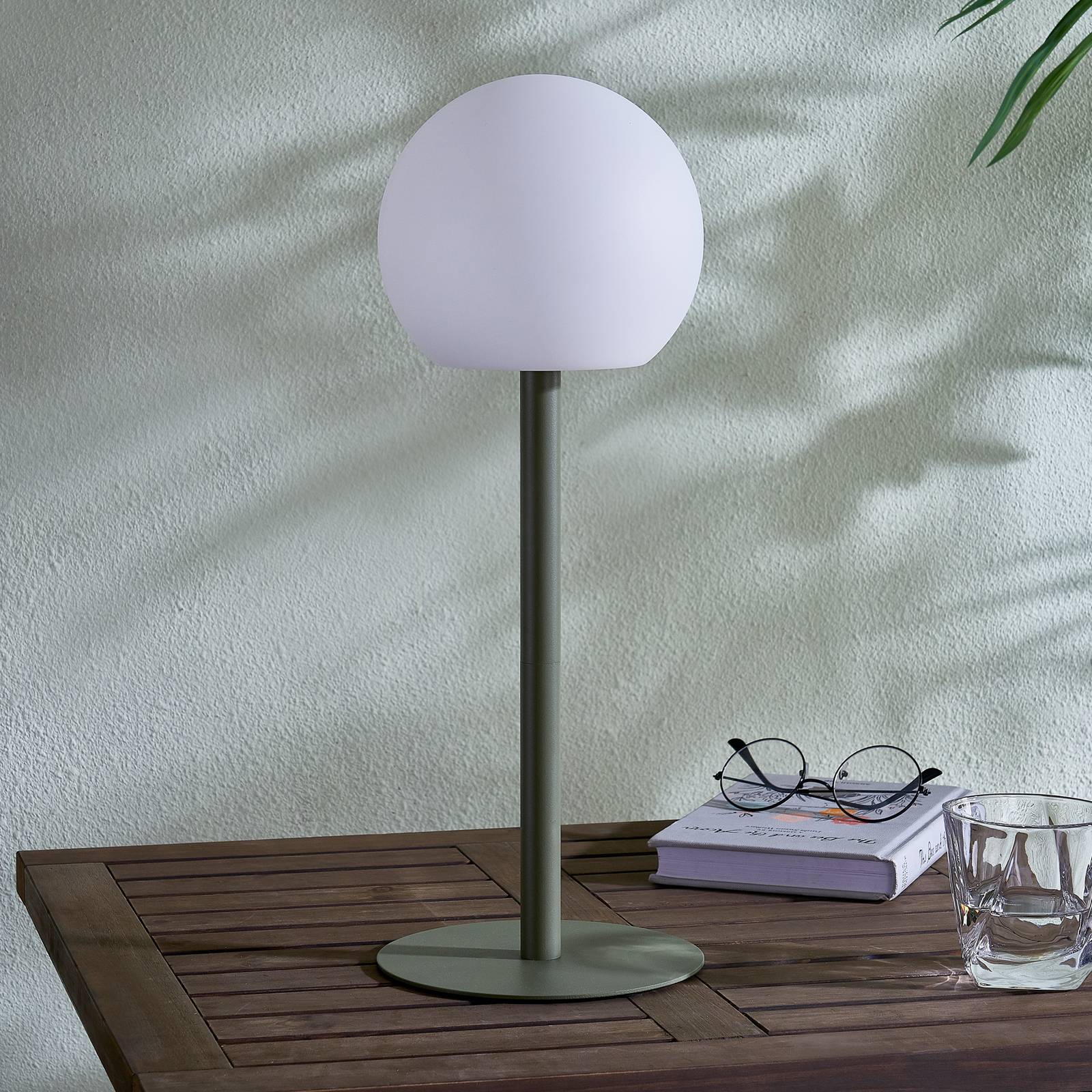 Lindby LED-Akku-Tischleuchte Eleia, grün, Metall, IP44 Lindby LED-Akku-Tischleuchte Eleia, grün, Metall, IP44 von LINDBY