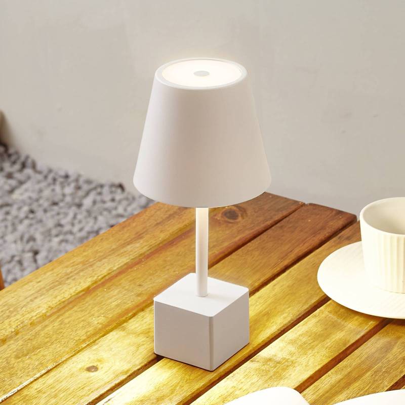 Lindby LED-Akkutischleuchte Janea CUBE, weiß, Metall von LINDBY