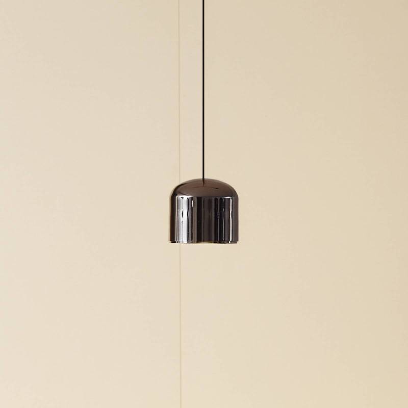 Lindby LED-Pendellampe Lumaro,schwarz,Ø8,2cm,Alu,48V,dimmbar von LINDBY