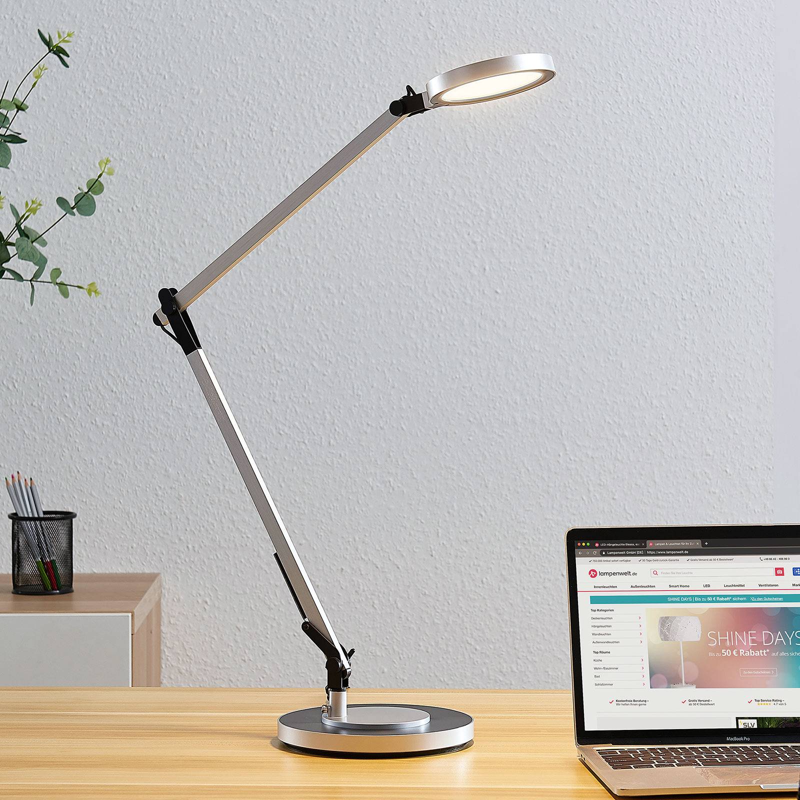 Lindby LED-Schreibtischlampe Rilana, dimmbar, verstellbar Lindby LED-Schreibtischlampe Rilana, dimmbar, verstellbar von LINDBY