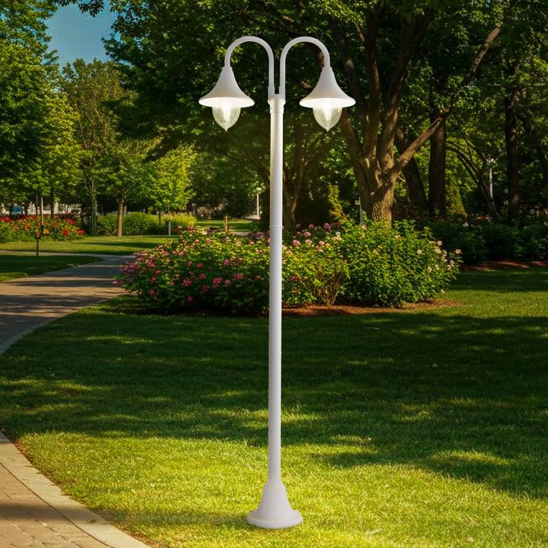 Lindby Außenleuchte Madea, weiß, 2-flg., 213 cm, E27, IP44 von LINDBY