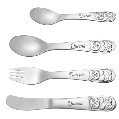 LINMQIU Edelstahl Besteck, Individuelles Baby Utensilien Set mit Namen, Geschirr mit Bären Aufdruck am Griff, 4-teiliges Geschirr-Set LINMQIU Edelstahl Besteck, Individuelles Baby Utensilien Set mit Namen, Geschirr mit Bären Aufdruck am Griff, 4-teiliges Geschirr-Set von LINMQIU