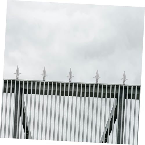 LIOOBO 2 Stück Metall Fahnenmast Spitzen für Gartenzaun Silberne Wetterfeste Zaunspitzen Dekorative Finials zur Außenbereich Aufwertung Einfache Langlebiges Zaunzubehör von LIOOBO