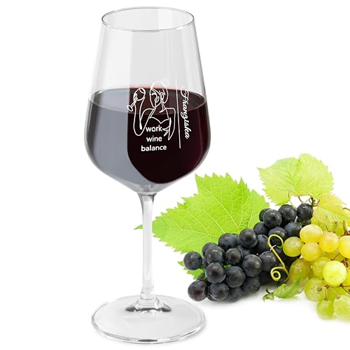 LIQUISIGN Weinglas mit Gravur | Motiv Work wine balance mit Wunschname | Personalisiertes Glas | Spruchglas mit Wunschtext graviert | Geschenkidee von LIQUISIGN
