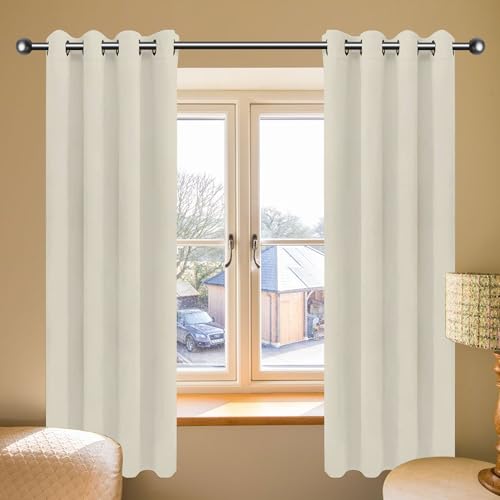 LIUJYUAN Gardinen Blickdicht 140 x 220 cm Leichte & Weiche Winter Extra Warm Lärmschutz Wohnzimmer Lärmschutz Thermogardine mit Ösen, Waschbar für Wohnzimmer Schlafzimmer, Beige LIUJYUAN Gardinen Blickdicht 140 x 220 cm Leichte & Weiche Winter Extra Warm Lärmschutz Wohnzimmer Lärmschutz Thermogardine mit Ösen, Waschbar für Wohnzimmer Schlafzimmer, Beige von LIUJYUAN