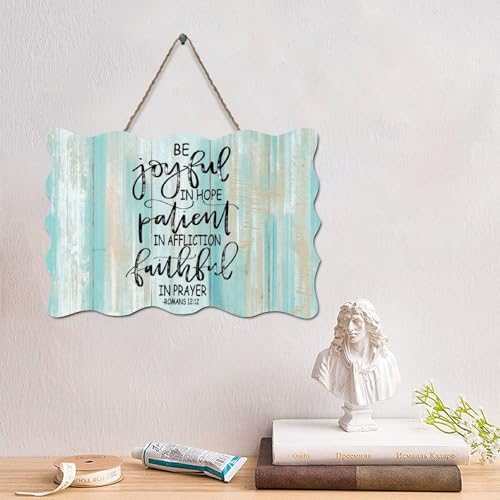 LMMIXEE Jesus Bibelvers Holzpalettenschild "Be Joyful in Hope, Patient in Affliction", Holzschilder, 10,2 x 15,2 cm, Schriftdruck, Familie, Wandkunst für Zuhause, Küche, Badezimmer, Wohnzimmer LMMIXEE Jesus Bibelvers Holzpalettenschild "Be Joyful in Hope, Patient in Affliction", Holzschilder, 10,2 x 15,2 cm, Schriftdruck, Familie, Wandkunst für Zuhause, Küche, Badezimmer, Wohnzimmer von LMMIXEE