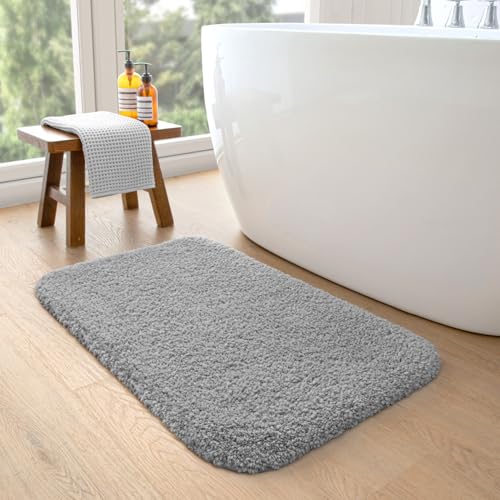 Badezimmermatte Grau Badmatte Mikrofaser Bath Mat Waschbar Badezimmerteppich Duschvorleger rutschfest Badematte Schnelltrocknend Badvorleger Verdicken Badezimmermatten 50x80cm von LNXSESN
