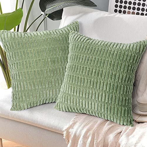 LOMOHOO 2er Set Kordsamt Kissenbezüge Grün 45x45cm Kissenhüllen Dekorative Kissenbezüge Sofakissen Dekokissen Zierkissenbezug Couchkissen für Wohnzimmer Sofa Auto Schlafzimmer Zuhause von LOMOHOO