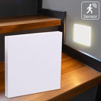 LED Treppenleuchten mit Bewegungsmelder eckig weiß 1,5W - Lichtfarbe: CCT - Lichtaustritt: Linea LED Treppenleuchten mit Bewegungsmelder eckig weiß 1,5W - Lichtfarbe: CCT - Lichtaustritt: Linea von LONGLIFE LED GMBH BY HK