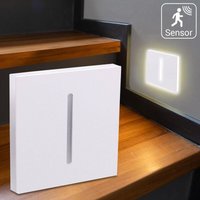 LED Treppenleuchten mit Bewegungsmelder eckig weiß 1,5W - Lichtfarbe: Warmweiß - Lichtaustritt: Fokus von LONGLIFE LED GMBH BY HK