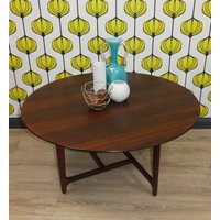 Danish Design 60Er Jahre Palisander Couchtisch Von Heltborg Møbler Ø105 H50 Mid Century Vintage Retro Tisch Rosewood Coffee Table Danish Design 60Er Jahre Palisander Couchtisch Von Heltborg Møbler Ø105 H50 Mid Century Vintage Retro Tisch Rosewood Coffee Table von LOOKandVINTAGE