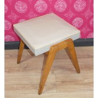 Vintage 50Er Jahre Hocker Schemel Federkern Holz Grau Fifties Klassiker Stool Retro Rockabilly Seat von LOOKandVINTAGE