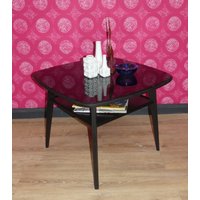 Vintage Couchtisch Beistelltisch Schwarze Glasplatte Und Ablage 75x75 H 58 Mid Century 50Er 60Er Jahre Retro Nostalgie Moderne Optik von LOOKandVINTAGE