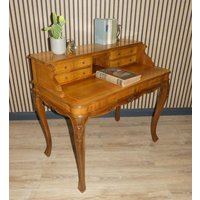 Zierlicher Schreibtisch Chippendale Stilmöbel Mit Vielen Kleinen Schubladen Retro Damenschreibtisch Antik Möbel Schreibpult Sekretär Barock von LOOKandVINTAGE