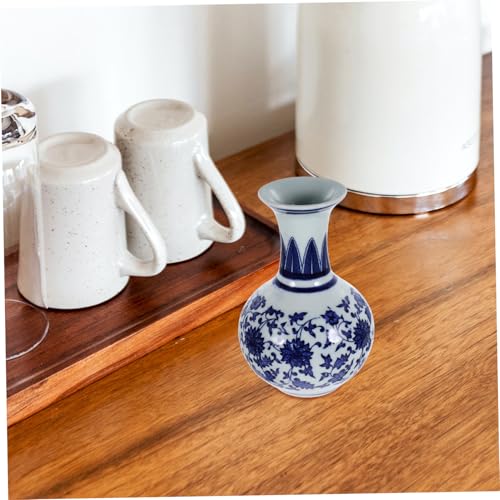 LOORGVEL Keramikvase Chinesischer Stil Kleine Blaue Porzellanvase Modern Dekorative Tischvase Für Wohnzimmer Büro Hochzeit Deko Mit Kunstblumen Pampasgras LOORGVEL Keramikvase Chinesischer Stil Kleine Blaue Porzellanvase Modern Dekorative Tischvase Für Wohnzimmer Büro Hochzeit Deko Mit Kunstblumen Pampasgras von LOORGVEL