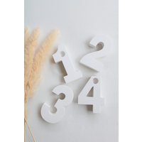 Kerzenhalter Aus Gießpulver - Reliefpulver Zahlen Weiß Geburtstag Kerzenhalter Aus Gießpulver - Reliefpulver Zahlen Weiß Geburtstag von LOUNIQUEdesign