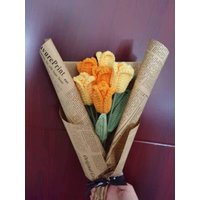 Tulpe Häkeln, 6Er-Set, Handgemachte Strickblumen, Stricktulpe, Tulpenstrauß, Häkelblumen, Wohnkultur, Mutter Geschenk von LOVFS
