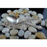 Art Vintage Lunt Sterling Silber Tee Teelöffel/Servierlöffel - 5 3/4 "' 28G Modernist Handgefertigtes Küche Blumenmuster Monogramm S X 180 von LOVNTG
