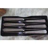 Vintage Silber-Ton Messer Abendessen 6 Stück Set Ebereschenbeere Edelstahl England Handmae, Holz-Box von LOVNTG
