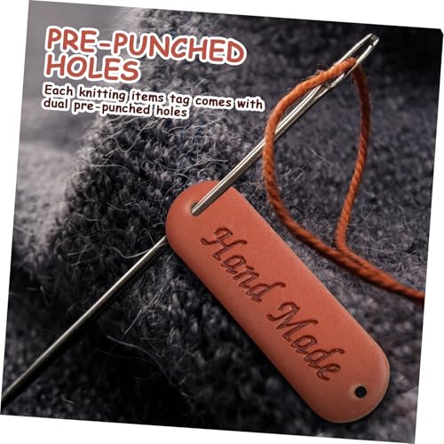LRXIYODE 30 Stück Präge PU Lederlabels mit Löchern Handgefertigte Etiketten für Häkelkleidung Robuste Dekorative Markenanhänger für Taschen Kleidung DIY Bastelbedarf von LRXIYODE