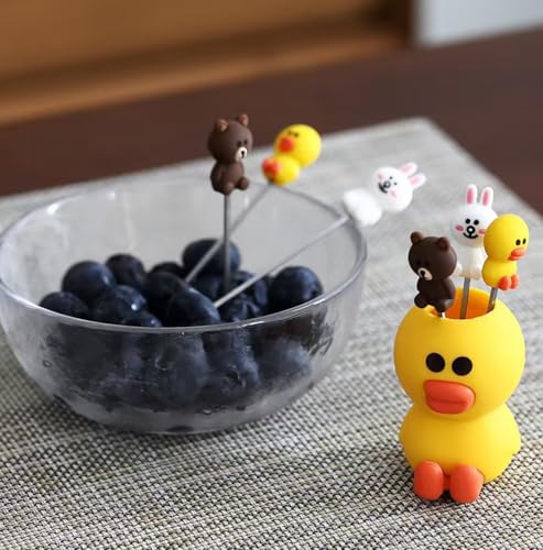 Obstgabeln Salatgabeln mit Edelstahl Kinder Essen Pick Gabelhalter Wiederholte Verwendung von Obstgabeln zum Dekorieren Niedliche 6 Cartoon Obstgabeln und 1 Gelbe Ente Silikonhalter (Gelbe Ente) von LSFCHYBY