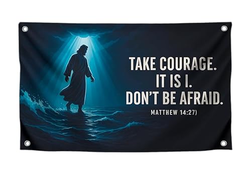 Christliche Flaggen mit Zitat "Take Courage. It is I. Don't Be Afraid", mit vier Messingösen, einseitig, religiös, bezaubernde Banner, Dekoration, Polyester, Wandteppich, Hausdekoration, 90 x 150 cm Christliche Flaggen mit Zitat "Take Courage. It is I. Don't Be Afraid", mit vier Messingösen, einseitig, religiös, bezaubernde Banner, Dekoration, Polyester, Wandteppich, Hausdekoration, 90 x 150 cm von LUIVU