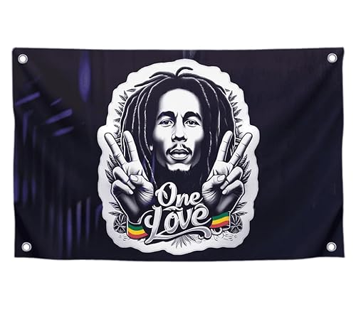 Marley Wandbehang mit einer Liebe und vier Messingösen, ästhetische Rasta-Steiner, Tapastry, Hippie-Dekorationen, Poster für jamaikanische Party, Polyester-Flagge mit Männern, 90 x 150 cm Marley Wandbehang mit einer Liebe und vier Messingösen, ästhetische Rasta-Steiner, Tapastry, Hippie-Dekorationen, Poster für jamaikanische Party, Polyester-Flagge mit Männern, 90 x 150 cm von LUIVU
