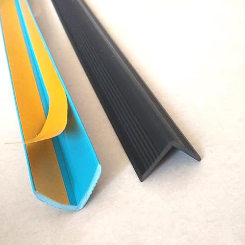 PVC-Treppenkantenschutz, Rutschfeste Treppenkantenleiste, Winkelprofil Selbstklebend Stufenkantenschutz mit Trägerkleber für den Innen und Außenbereich(Black,150cm/4.9ft) von LUNAIZHUO