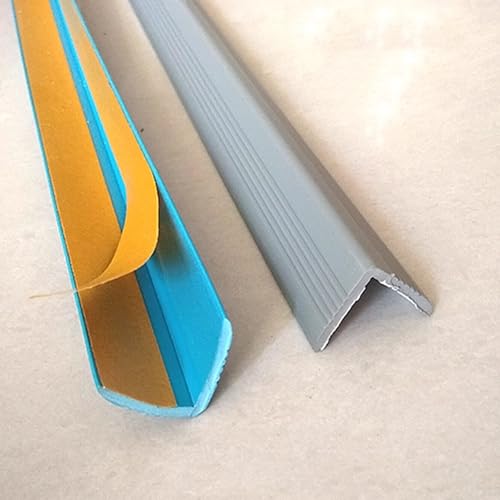 PVC-Treppenkantenschutz, Rutschfeste Treppenkantenleiste, Winkelprofil Selbstklebend Stufenkantenschutz mit Trägerkleber für den Innen und Außenbereich(Gray,150cm/4.9ft) von LUNAIZHUO