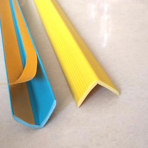 PVC-Treppenkantenschutz, Rutschfeste Treppenkantenleiste, Winkelprofil Selbstklebend Stufenkantenschutz mit Trägerkleber für den Innen und Außenbereich(Yellow,100cm/3.3ft) von LUNAIZHUO