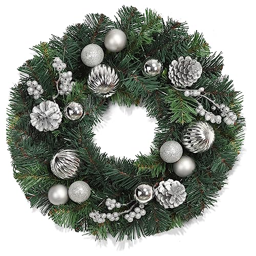 40 cm Weihnachtskranz, künstlicher Kranz für die Haustür, Tannennadelkranz mit Weihnachtskugeln, Tannenzapfen, Beeren – Silber von LUNSY
