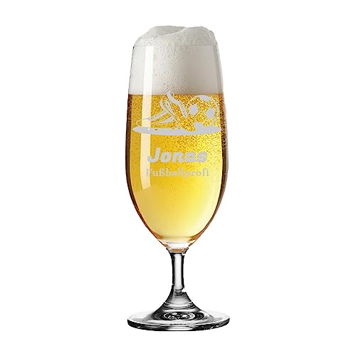 LUXENTU Bierglas mit Gravur, Biertulpe Pils-Glas, 360 ml, Persönliche Lasergravur mit Name & Fußball-Motiv, Fußball & Schuhe von LUXENTU