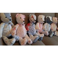 Memory Bear - Made To Order von LVStitchHouse