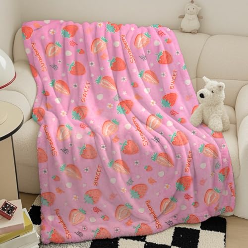 LXTOPN Kuscheldecke für Kinder Mädchen Decke Leuchtet im Dunkeln, Kinderdecke mit Erdbeer Muster, Flauschige Decke Geschenk für 3 4 5 6 7 8 9 Jahre von LXTOPN