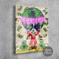 The World Is Yours X Scrooge Mcduck | Glass Effect Alec Monopoly Filled - Wanddekor Pop Art Erfolg Leinwand Glaskunst The World Is Yours X Scrooge Mcduck | Glass Effect Alec Monopoly Filled - Wanddekor Pop Art Erfolg Leinwand Glaskunst von LYFEstyleArtCo
