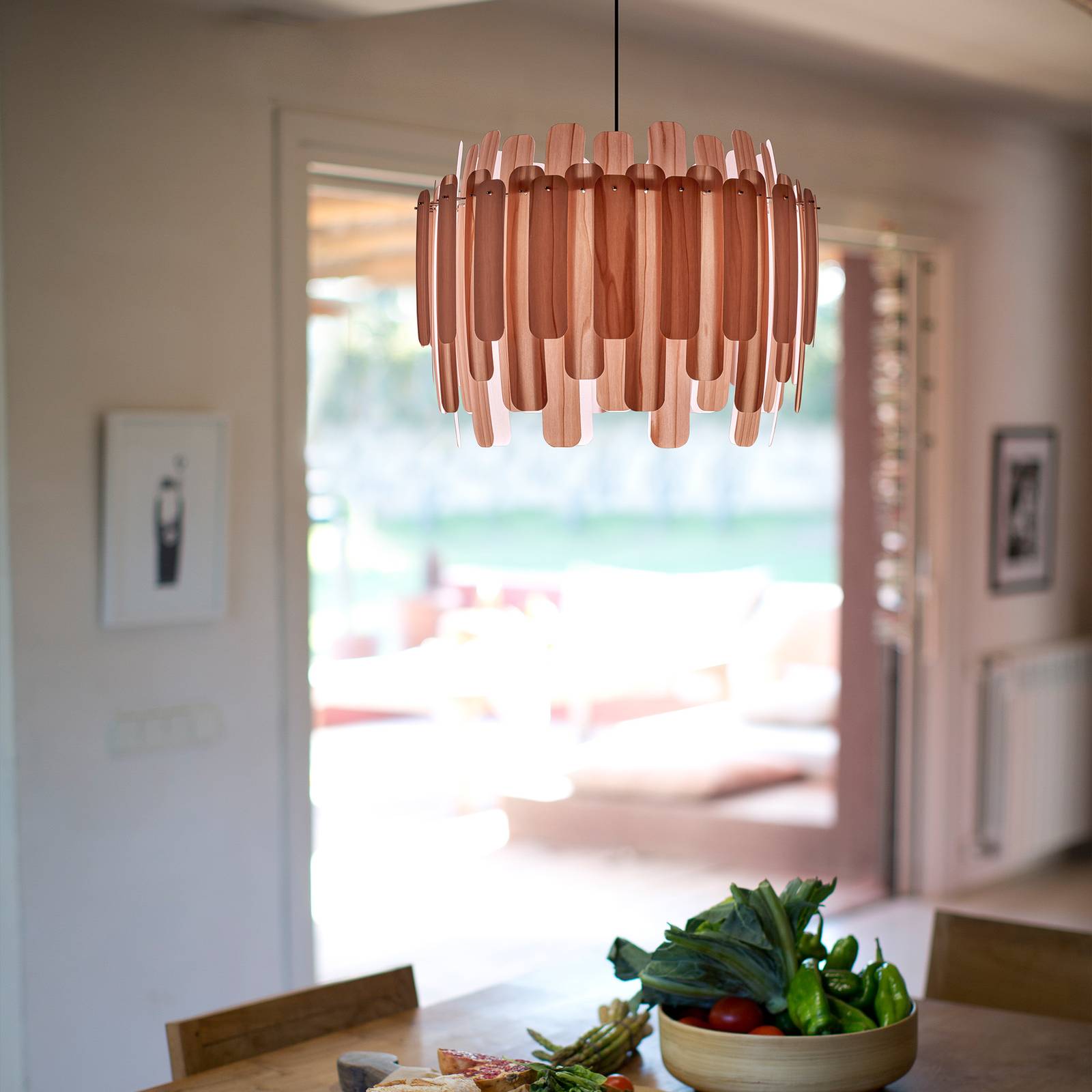 LZF Maruja Holz-Pendelleuchte, rosa von LZF LamPS